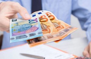 Hướng dẫn cách chuyển tiền sang Hy Lạp từ Việt Nam