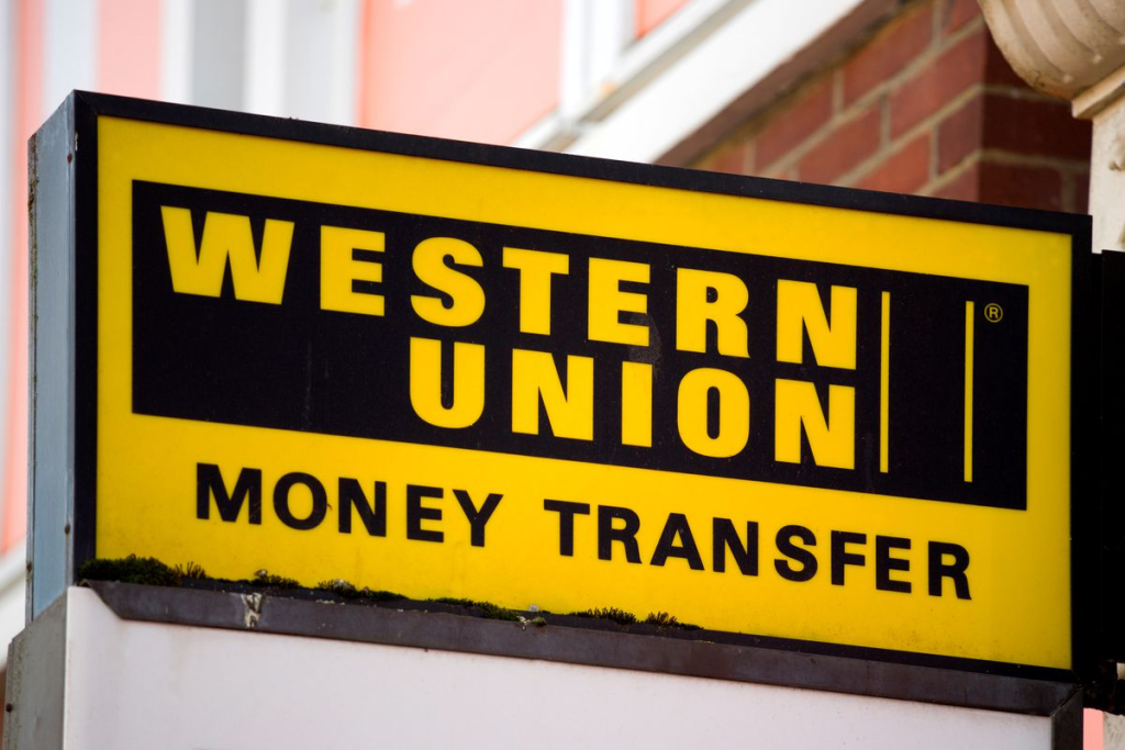 Chuyển tiền sang Singapore qua Western Union cũng là phương thức phổ biến hiện nay